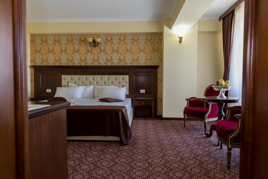 Hotel Giuliano Bragadiru Eksteriør billede