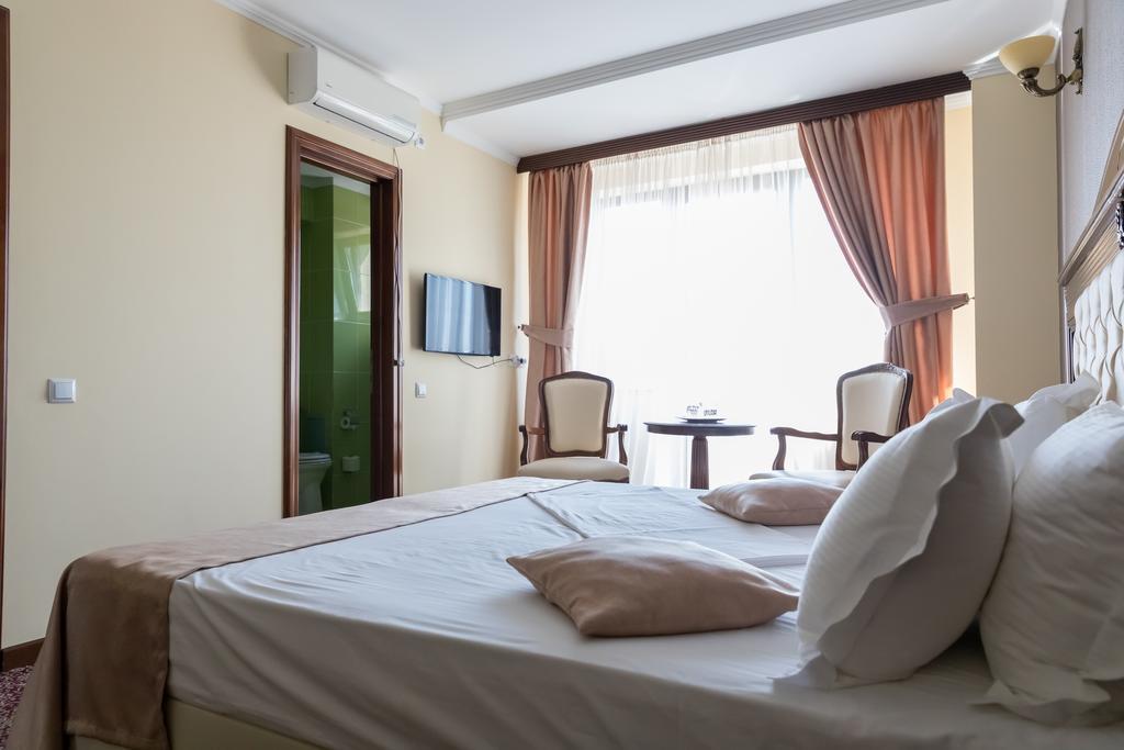 Hotel Giuliano Bragadiru Eksteriør billede
