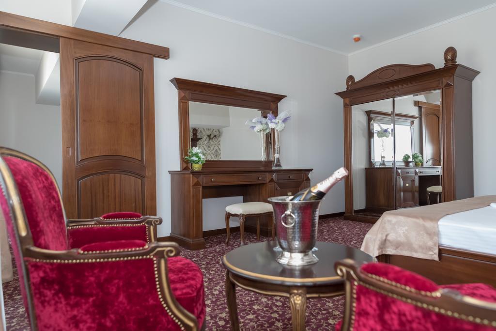 Hotel Giuliano Bragadiru Eksteriør billede