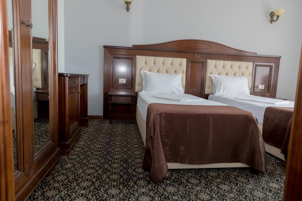 Hotel Giuliano Bragadiru Eksteriør billede